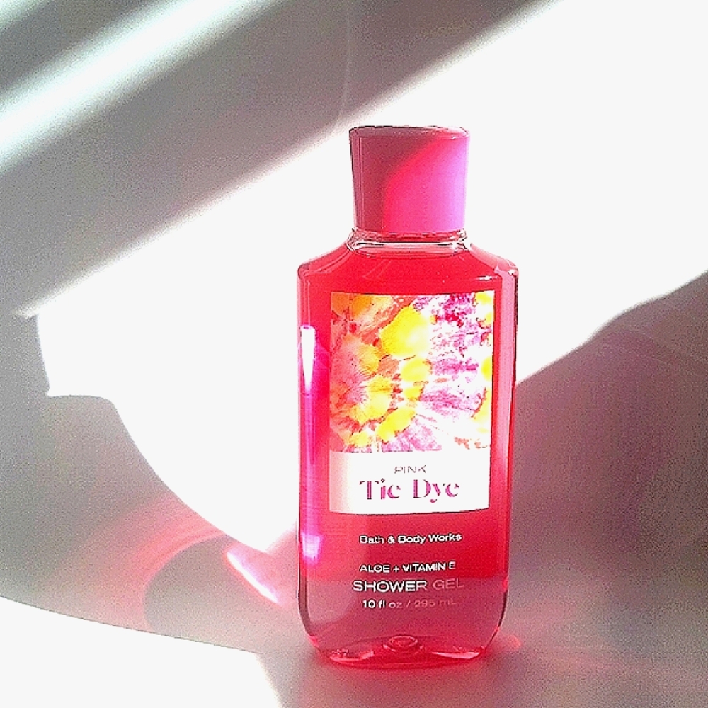 Bath & Body Works Tie Dye Body Wash